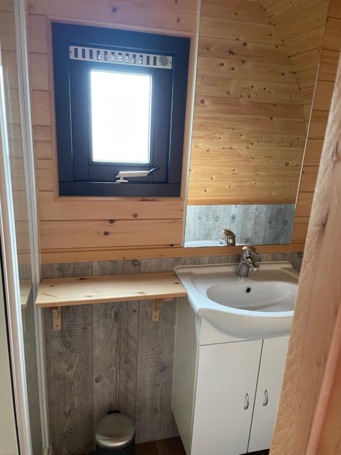 Woodlodge Menaldum Dronrijp Bagian luar foto