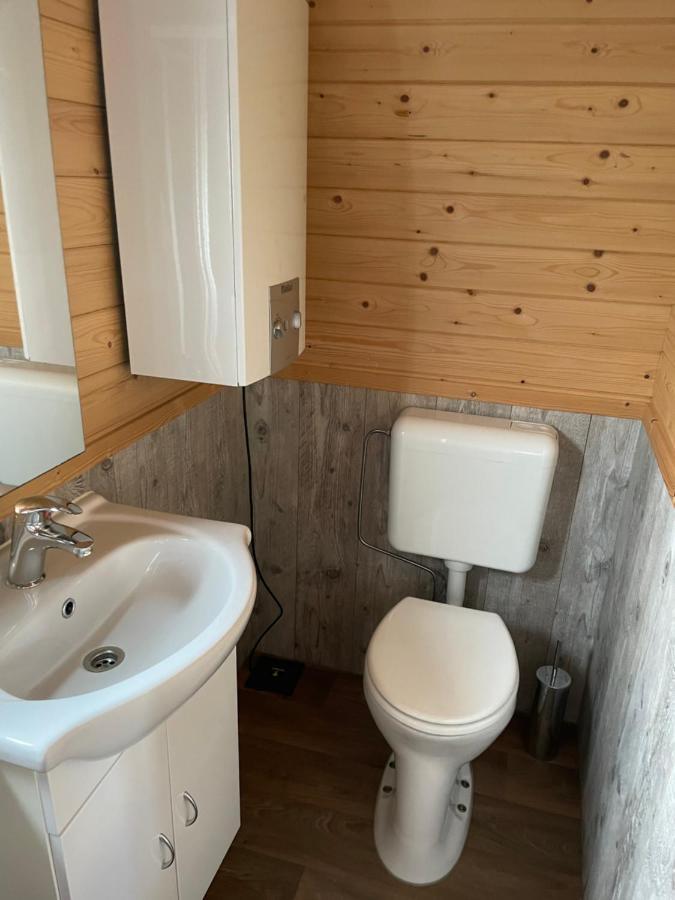 Woodlodge Menaldum Dronrijp Bagian luar foto